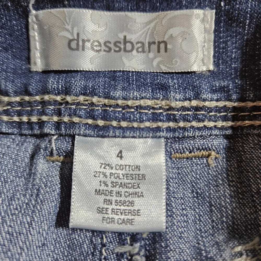 Dressbarn Women's Blue Denim A-Line Knee Length Skirt Size 4 Flap Back‎ Pocket